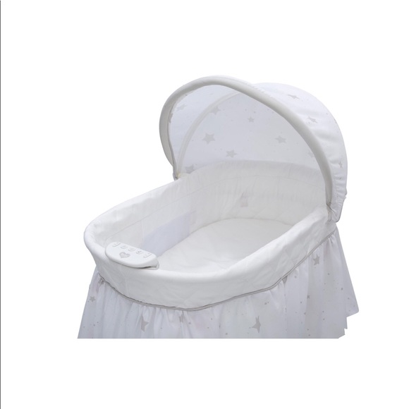 Baby music bassinet - Picture 2 of 2